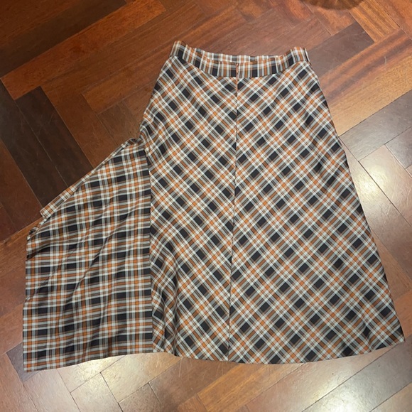 Plaid Midi Skirt with Ruffle Side/Hem - Picture 3 of 6